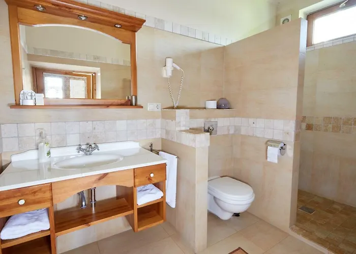 Sarok Vendeghaz 3* Villany